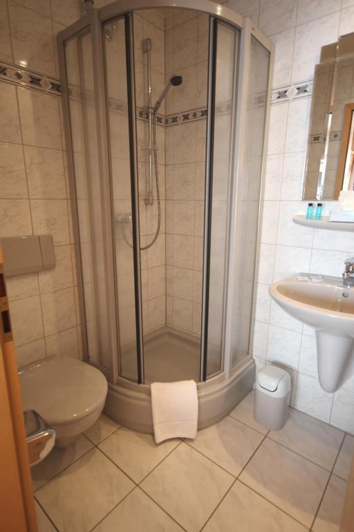 Hotel Glockengasse Colónia Quarto foto